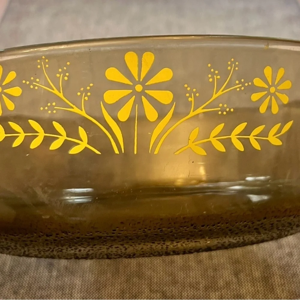 Vintage Set 3 Glass bake Jeanette Amber  Yellow Daisy Ovenware